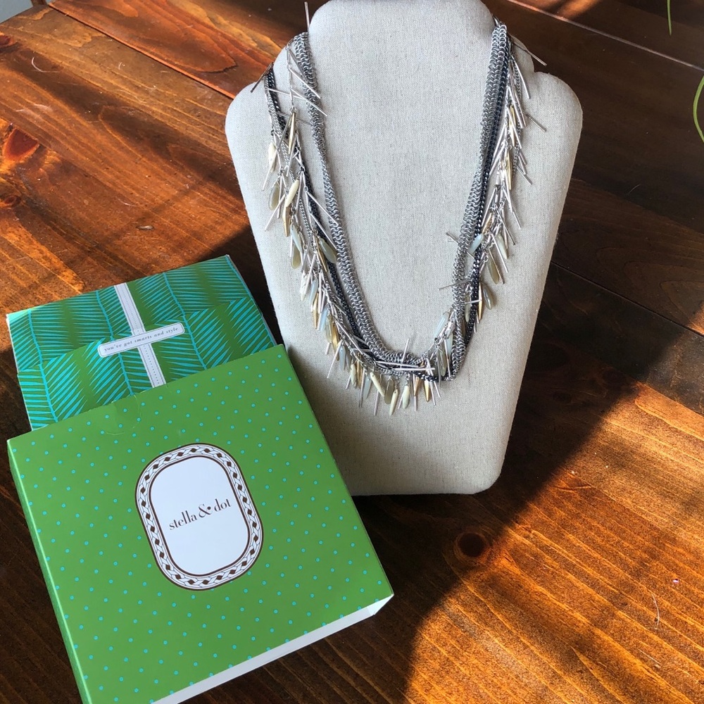 Stella & Dot Freya Fringe Necklace